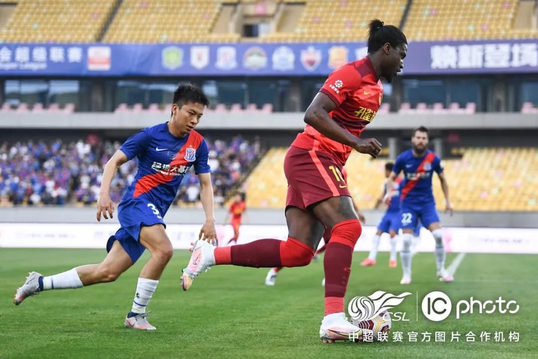 أخبار الزمالك اليوم السابعمرتضى منصور يعلن عن مفاجآت كبرى لفريق القلعة البيضاء